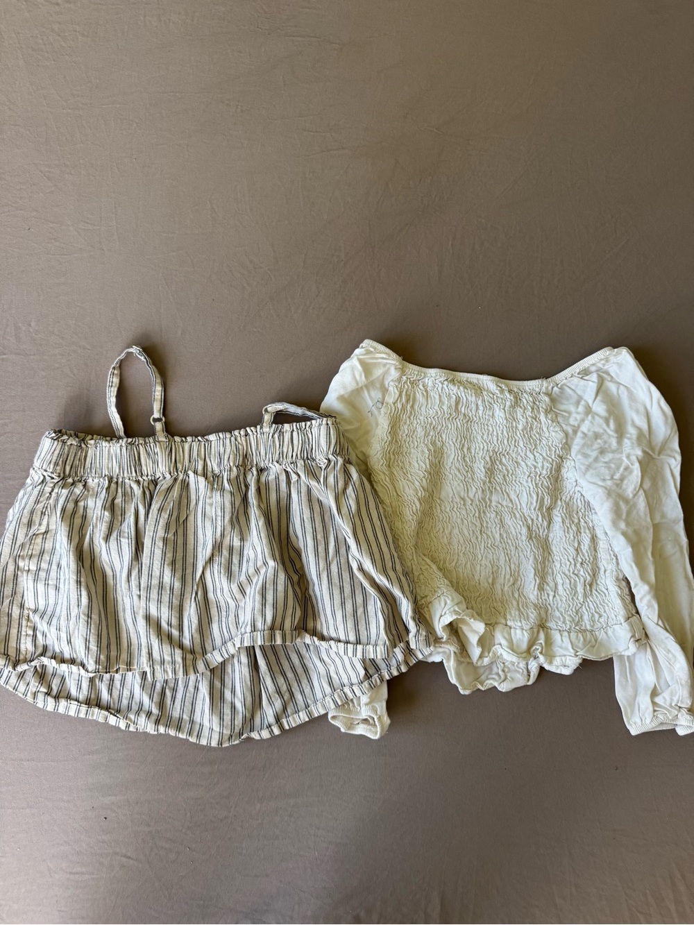 Girls Fall Tops Bundle - Picture 12 of 13
